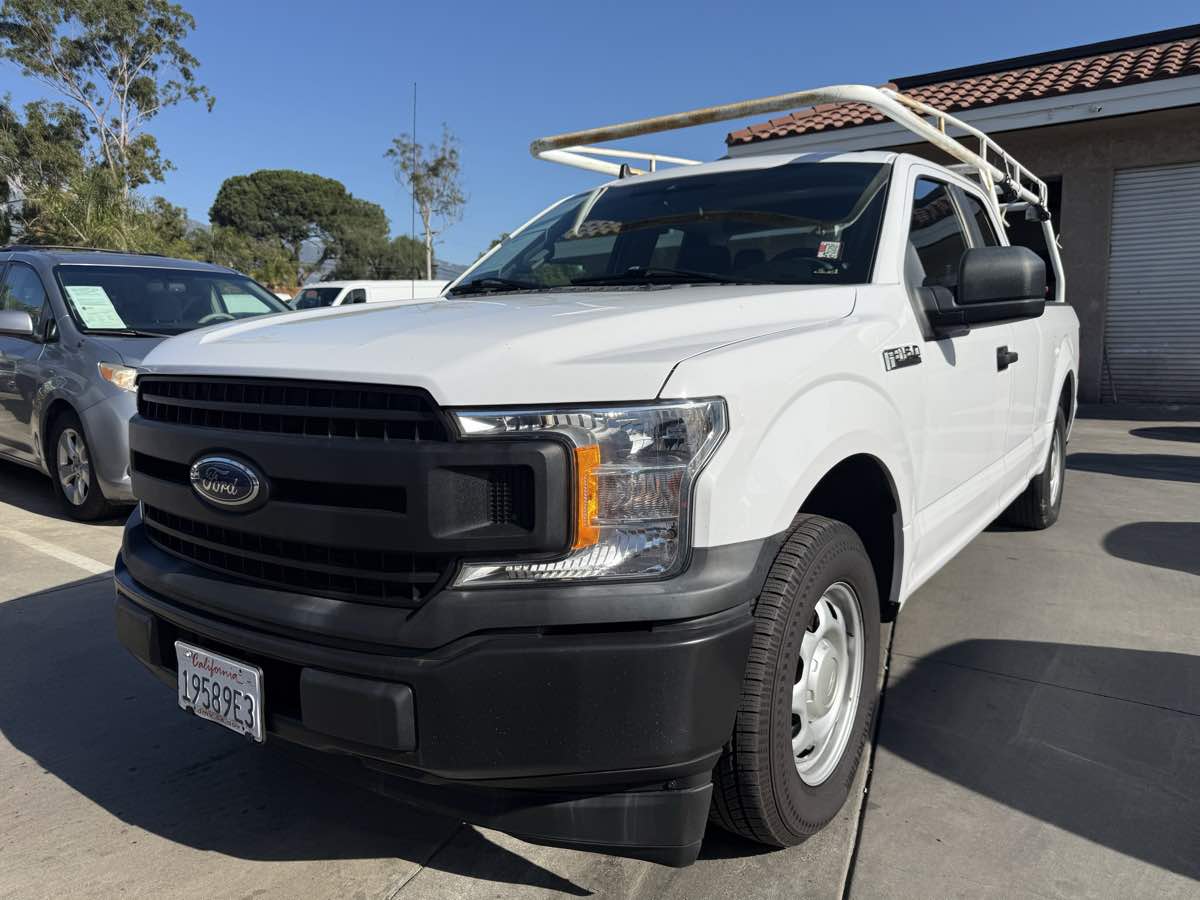 2020 Ford F-150 XL's photo