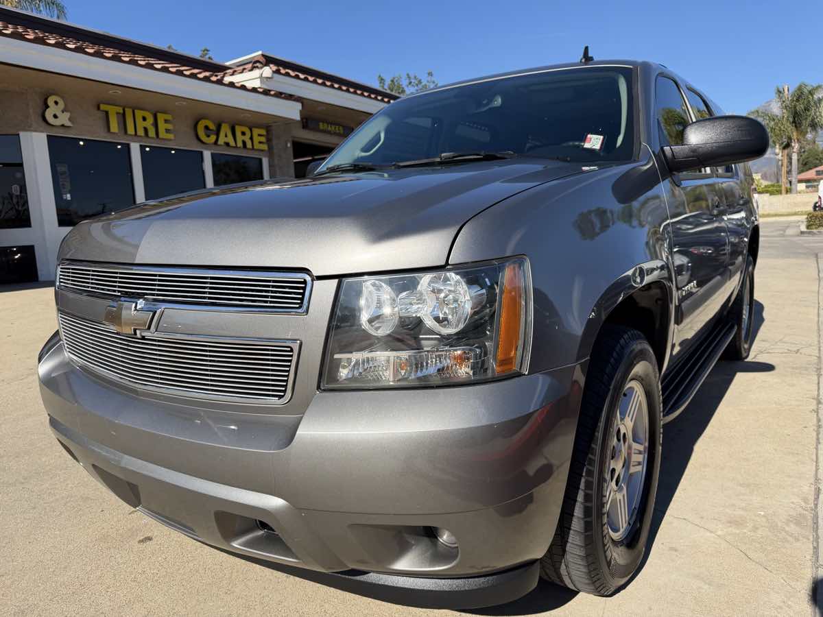 2008 Chevrolet Tahoe LS's photo