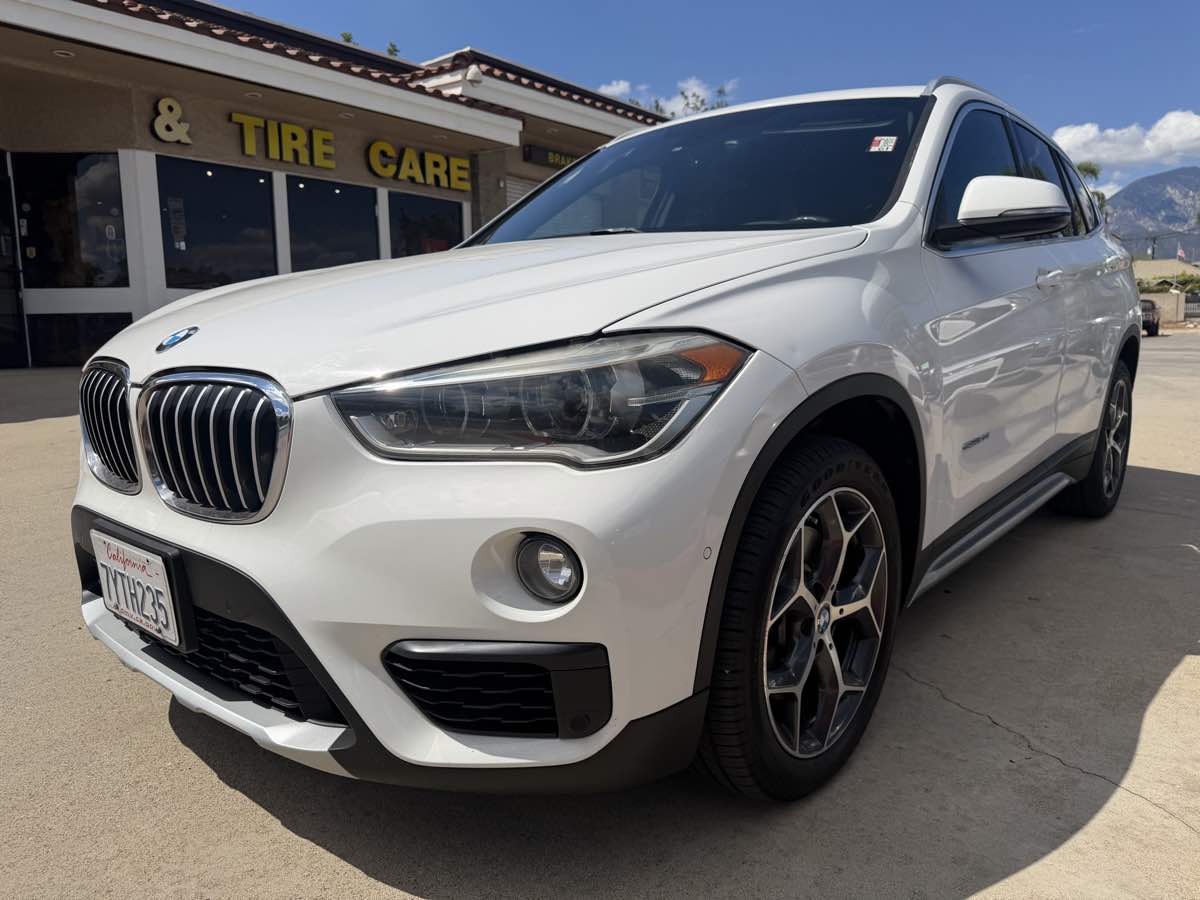 2017 BMW X1 28i