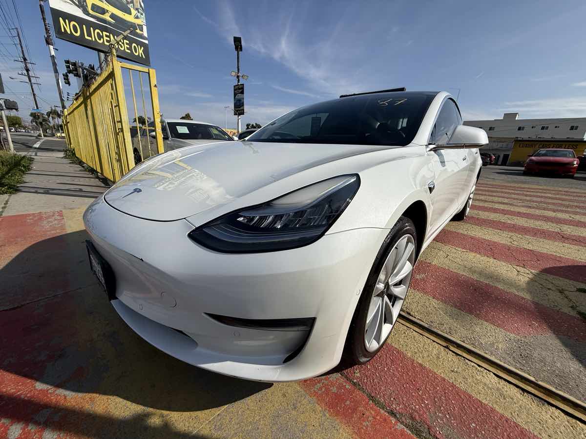 2019 Tesla Model 3 Mid Range