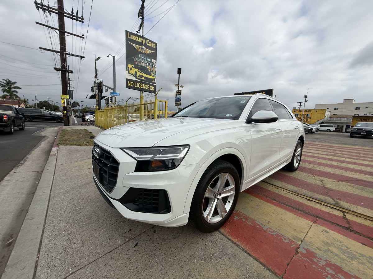 2019 Audi Q8 Premium