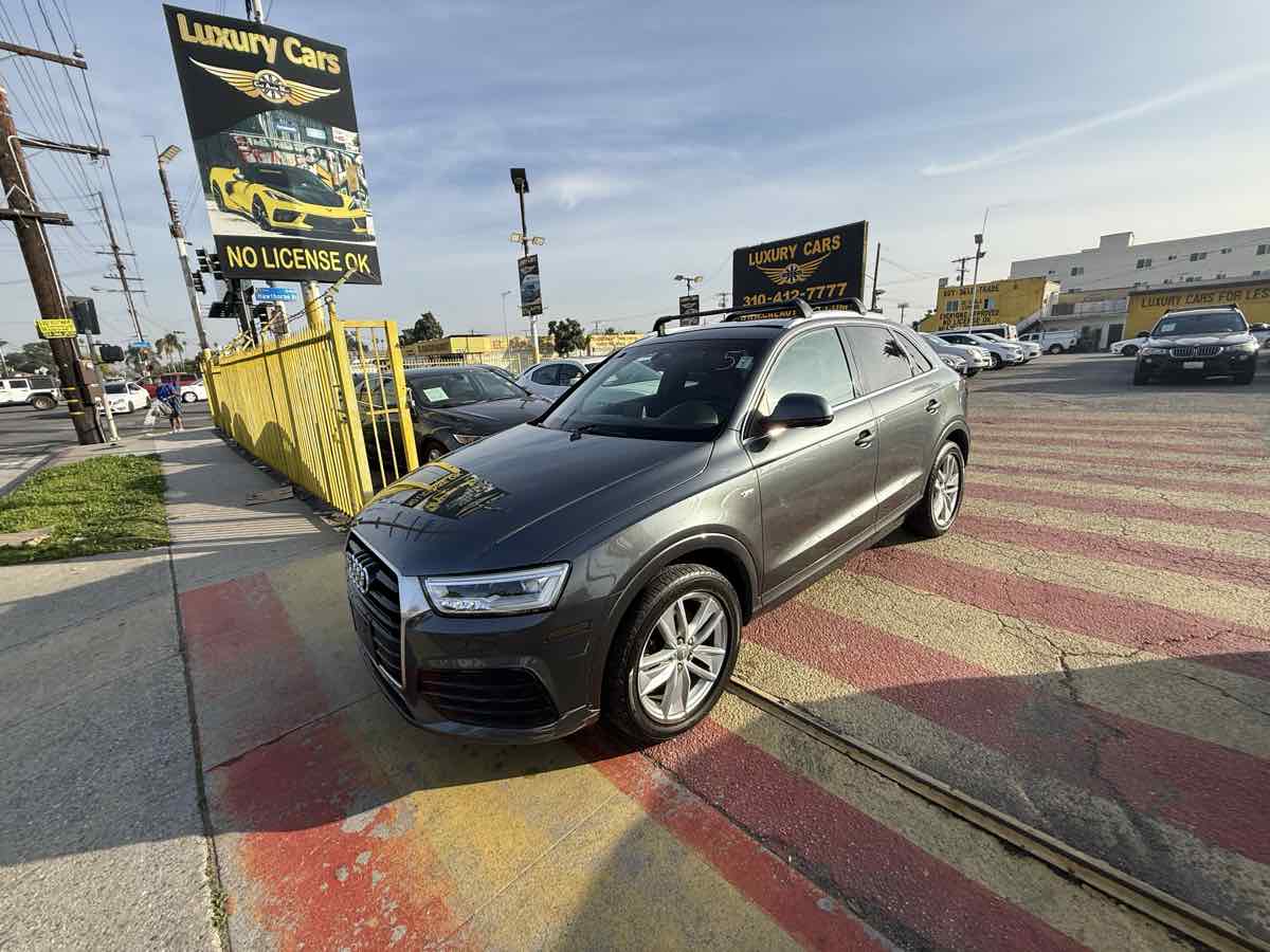 2018 Audi Q3 Premium Plus's photo