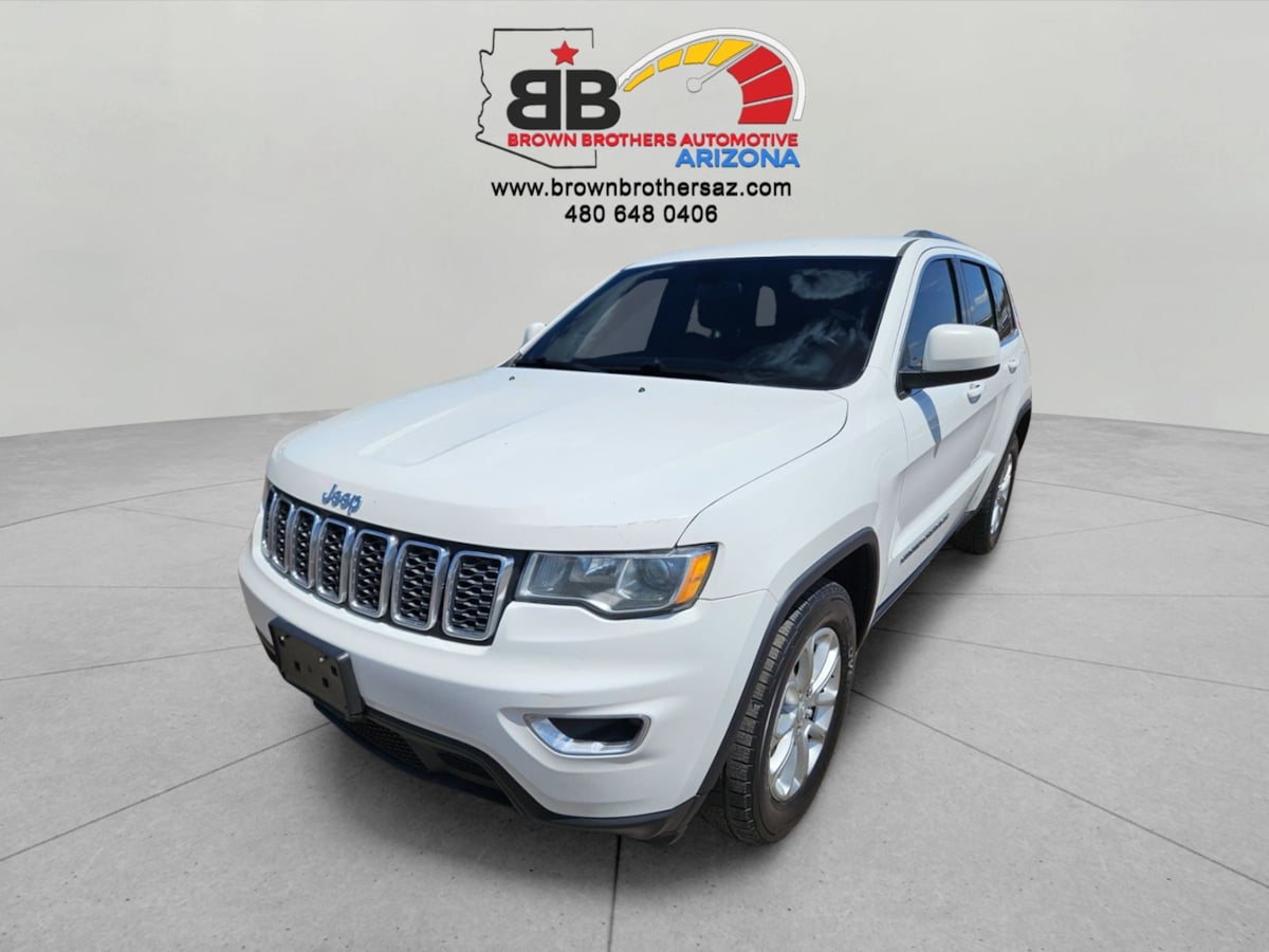 2021 Jeep Grand Cherokee Laredo E's photo