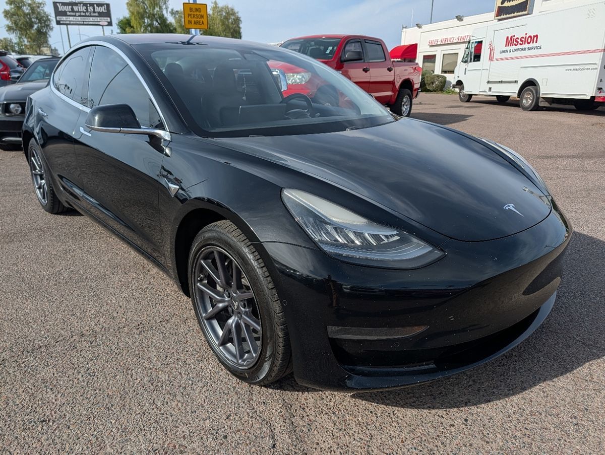 2019 Tesla Model 3 Base's photo