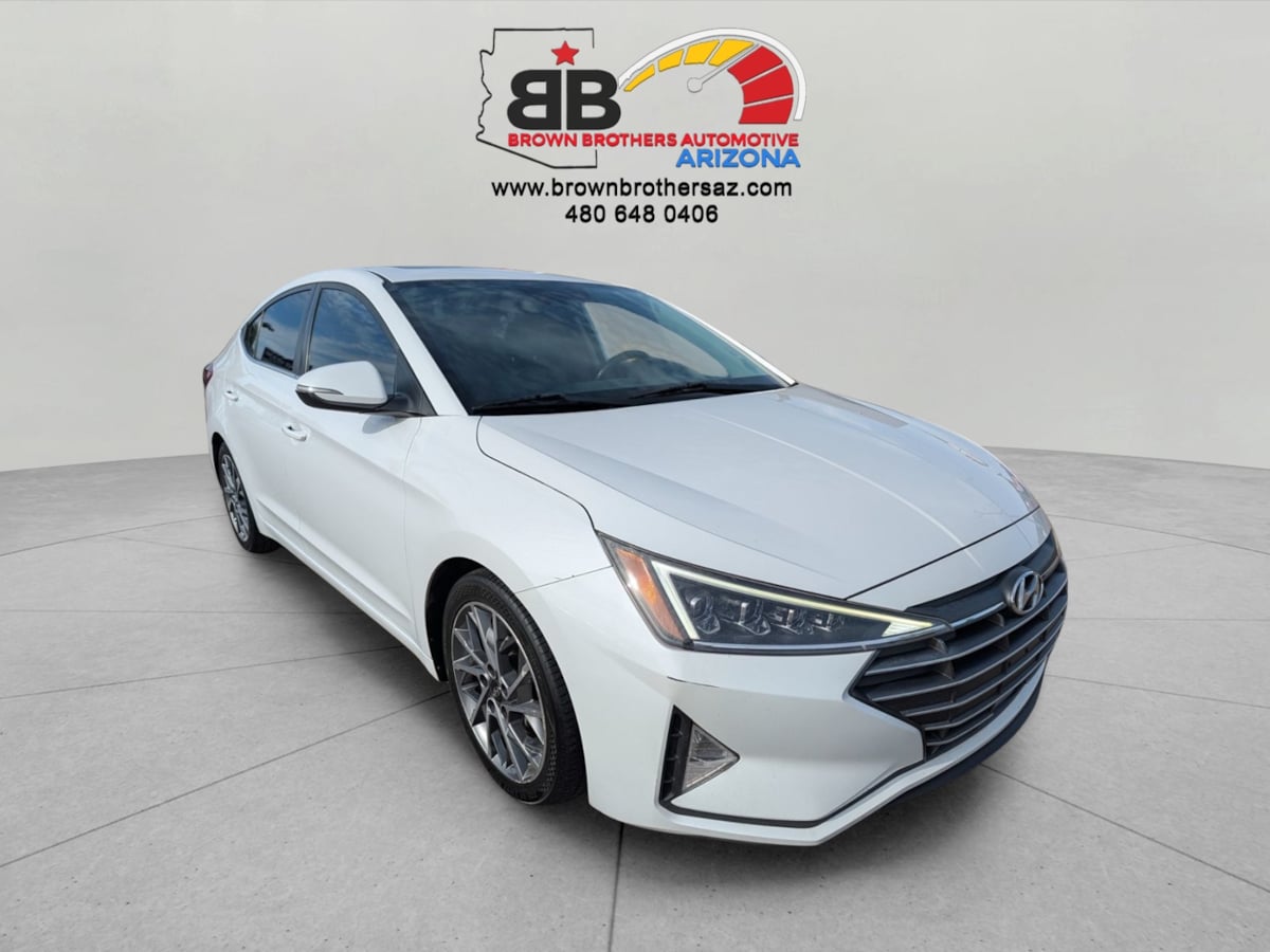 2020 Hyundai Elantra Limited's photo