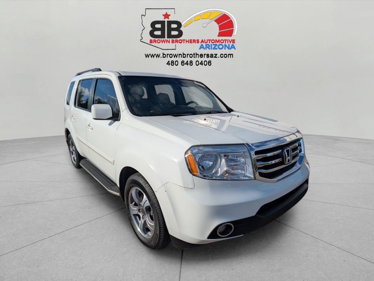 2015 Honda Pilot SE's photo