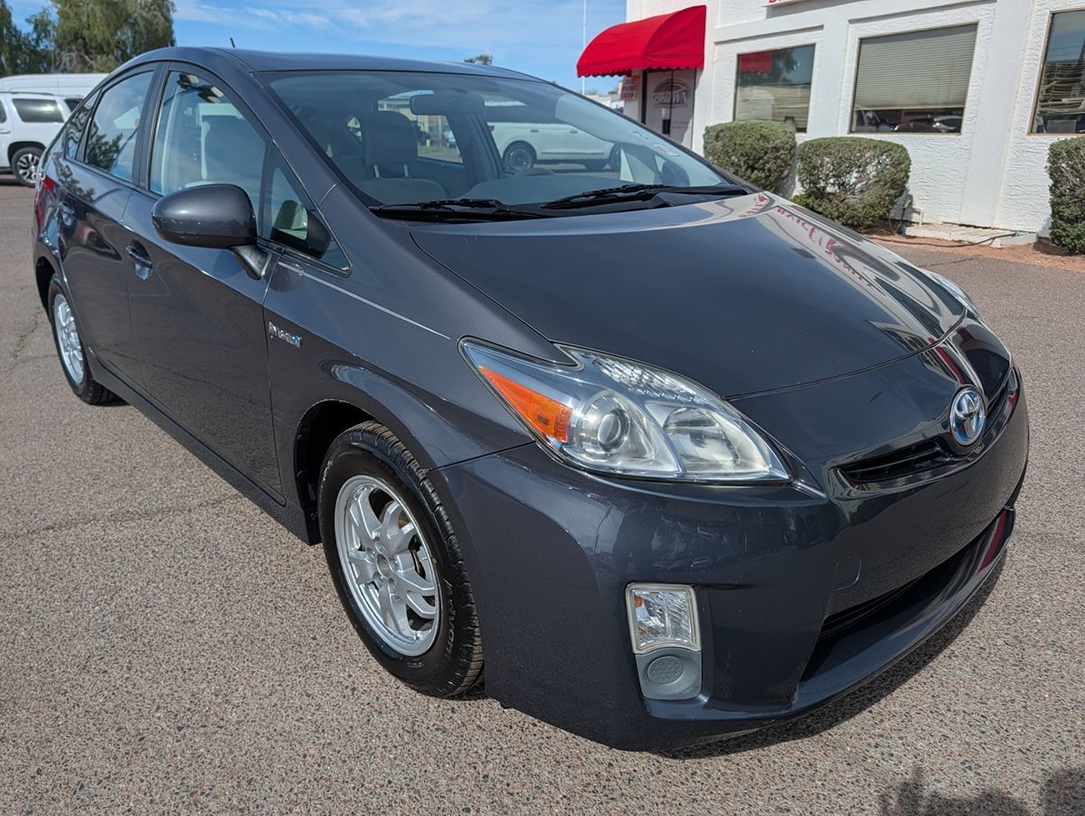 2010 Toyota Prius III