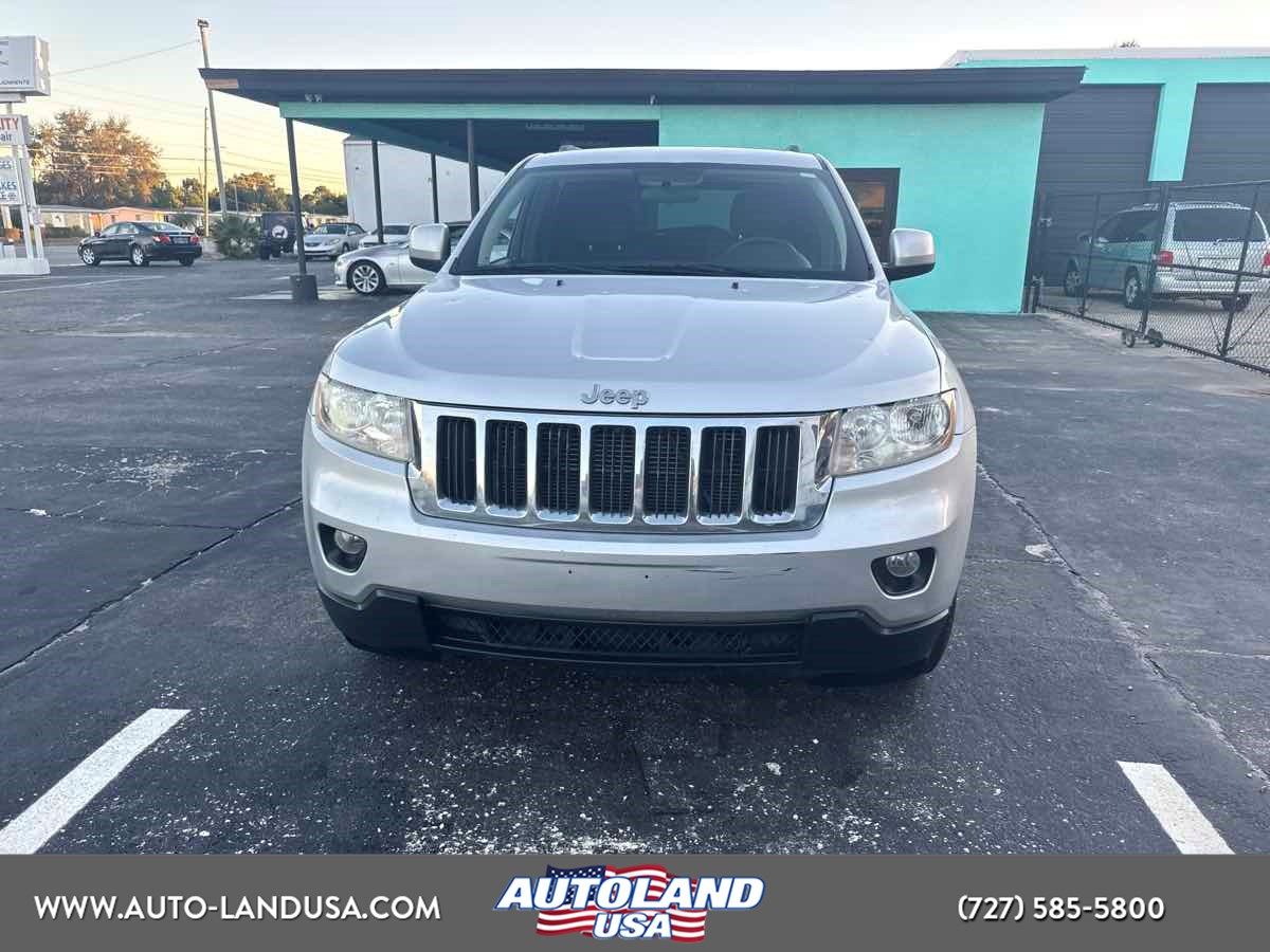 2011 Jeep Grand Cherokee Laredo's photo