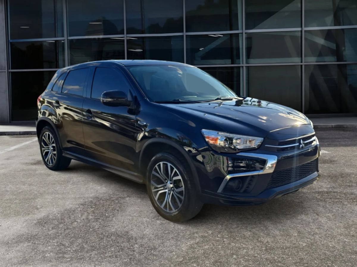 2019 Mitsubishi Outlander Sport ES's photo
