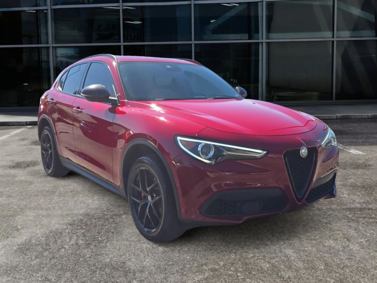 2020 Alfa Romeo Stelvio Base's photo