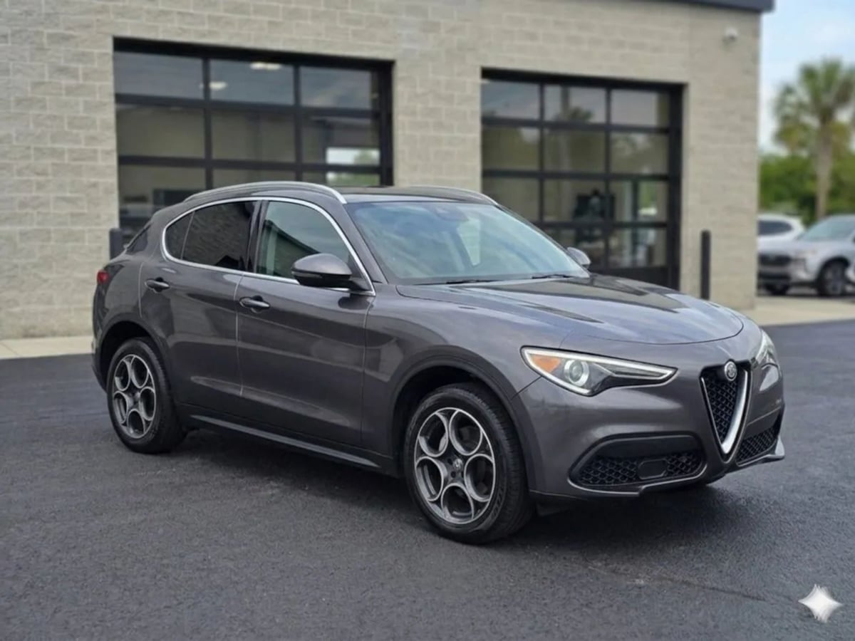 2018 Alfa Romeo Stelvio Base