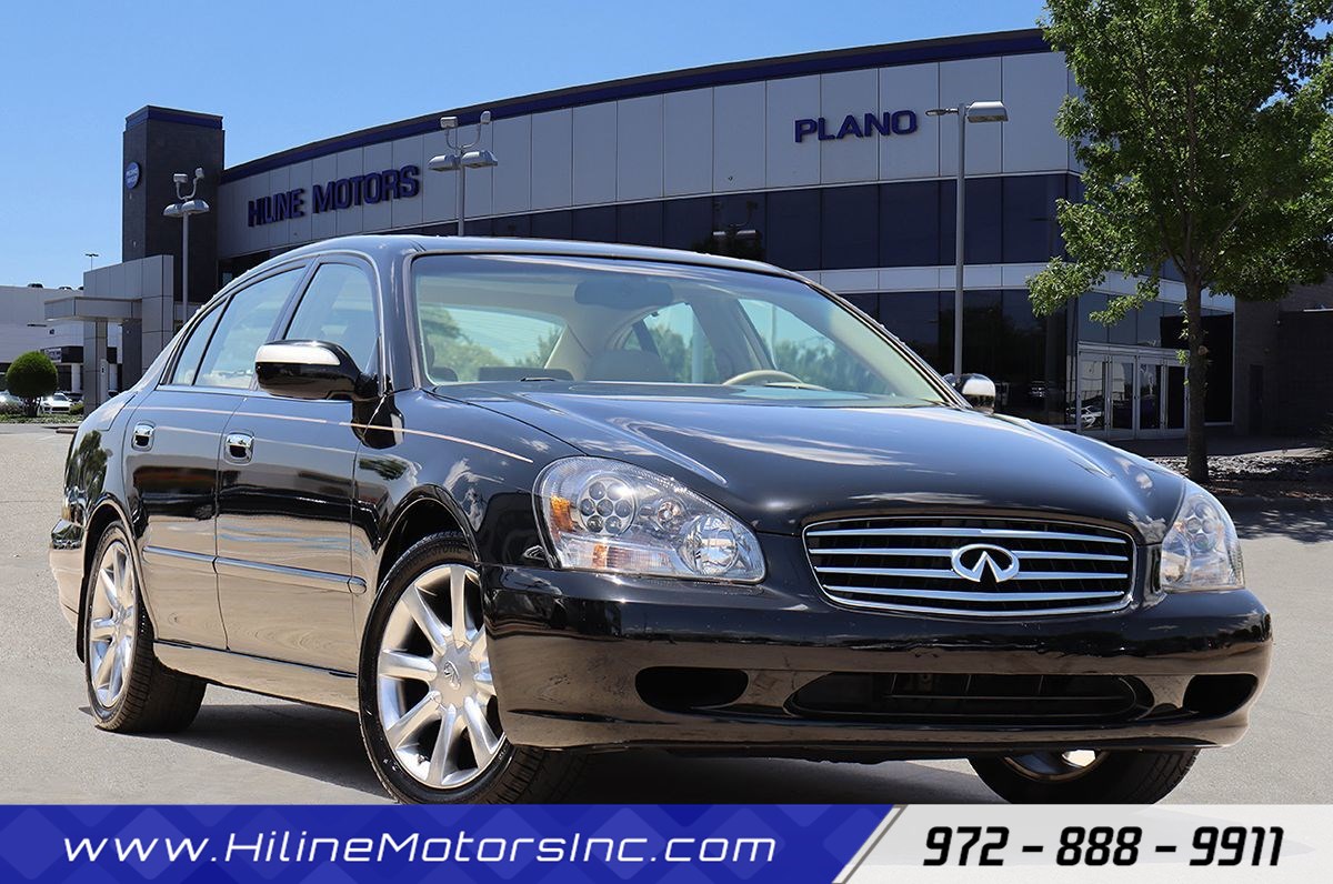 2004 INFINITI Q45 Base's photo