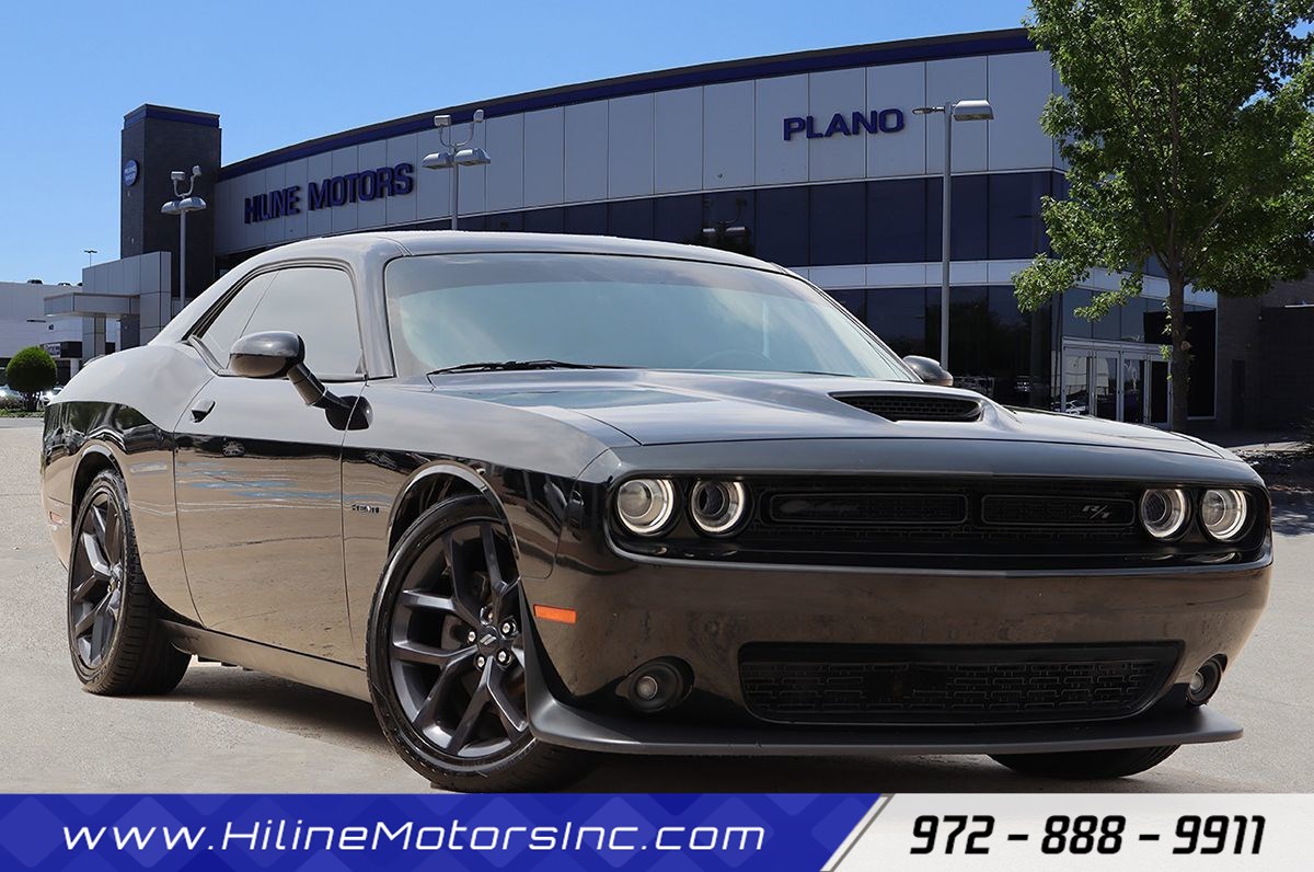 2021 Dodge Challenger R/T's photo