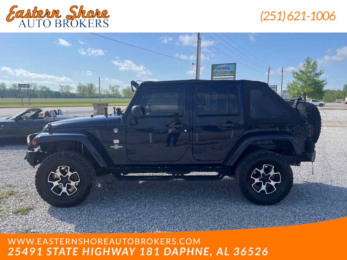 2013 Jeep Wrangler Unlimited Sport's photo