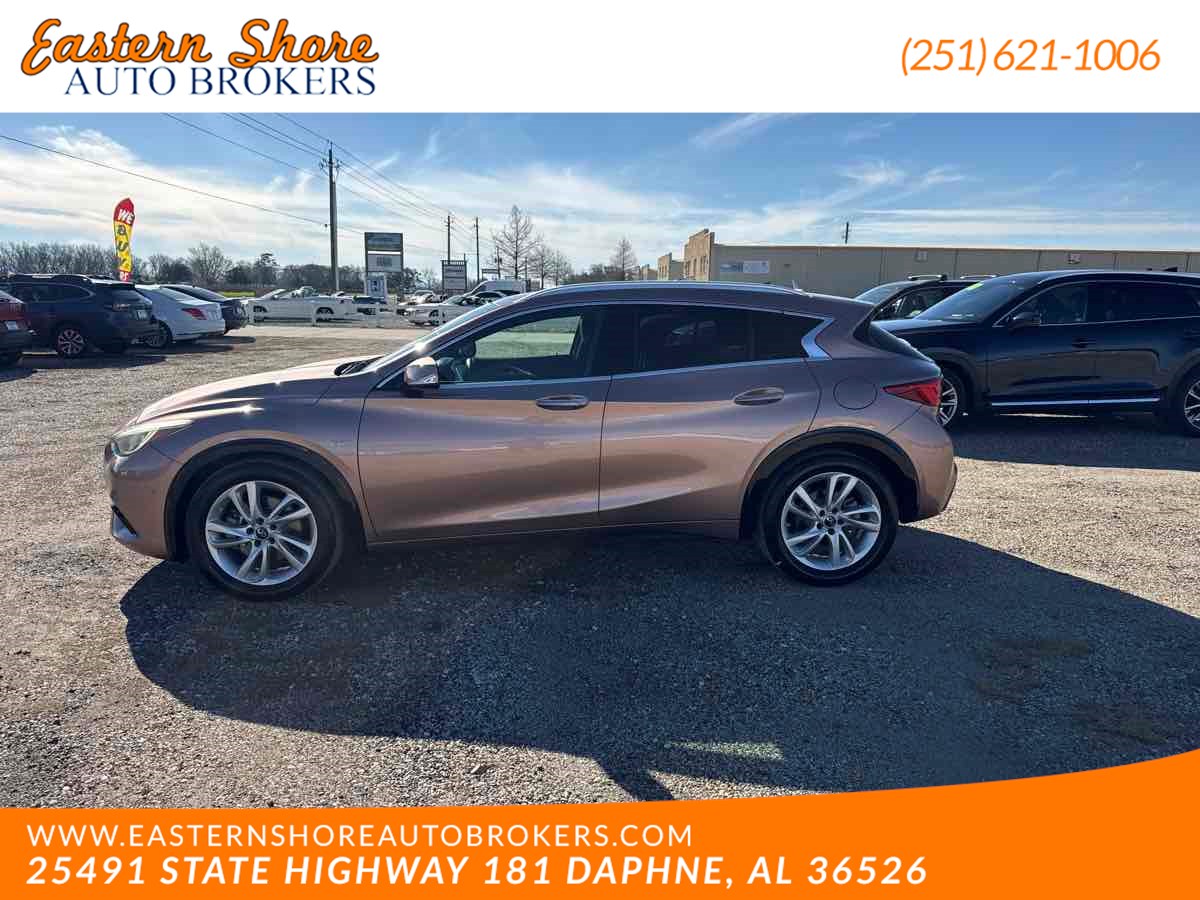 2018 INFINITI QX30 Premium