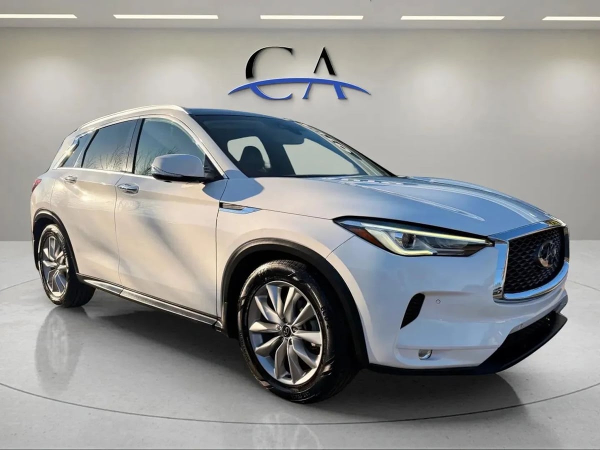 2021 INFINITI QX50 Essential's photo