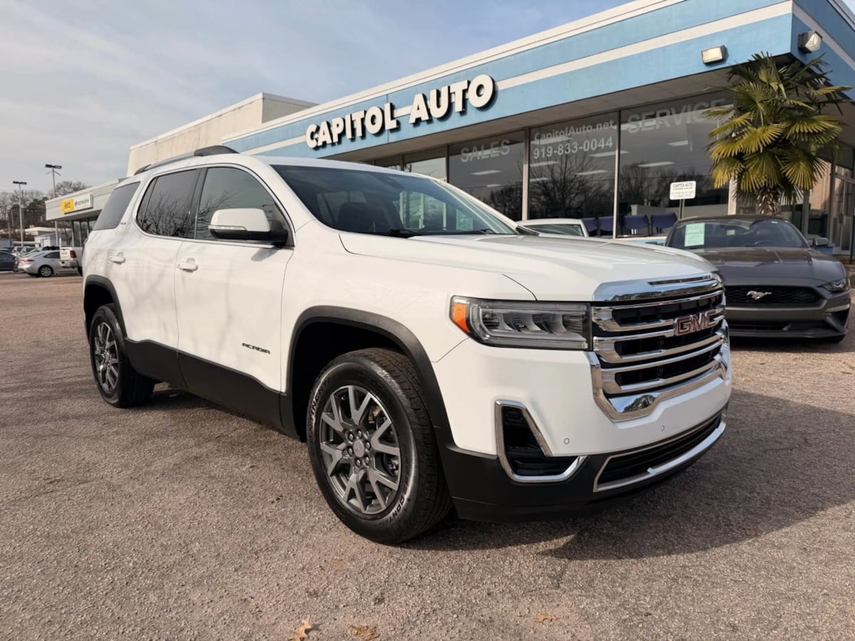 2023 GMC Acadia SLE's photo