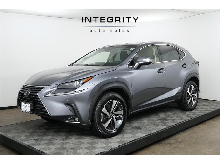 2019 Lexus NX 300's photo