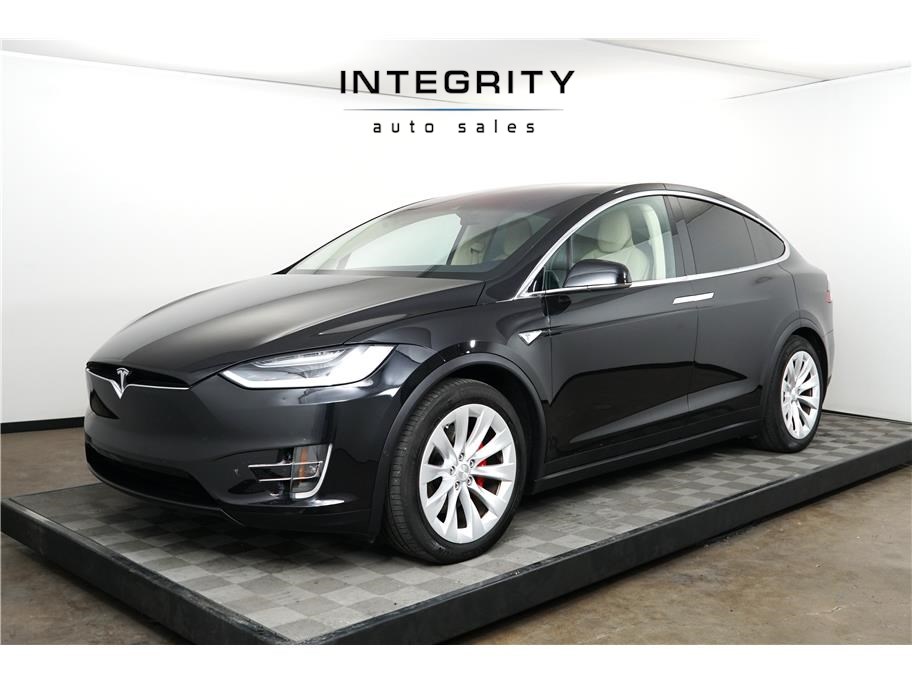 2016 Tesla Model X P90D's photo