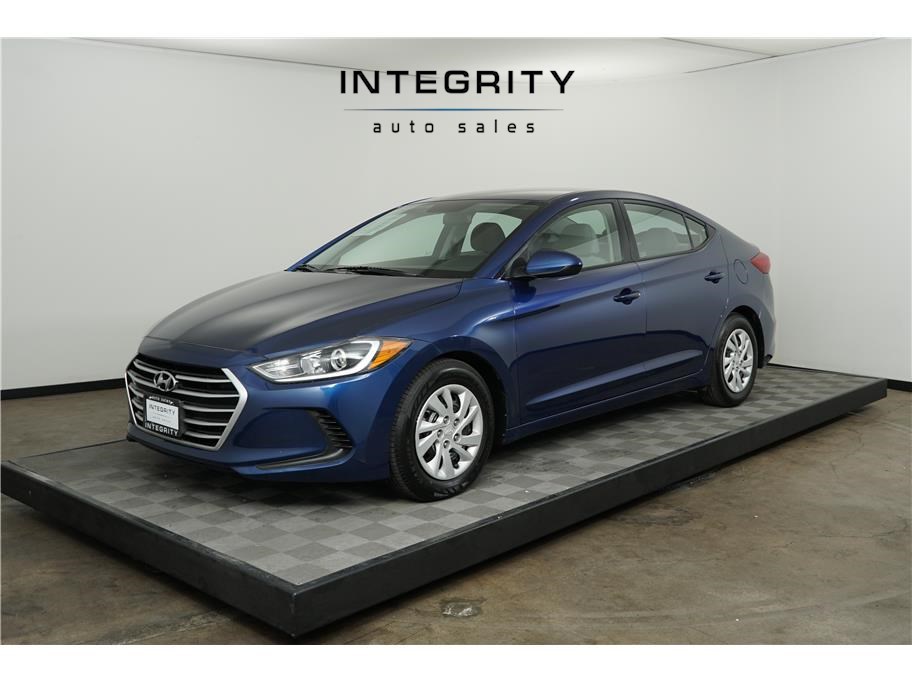 2017 Hyundai Elantra SE's photo