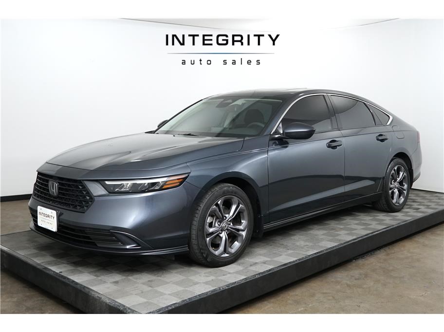 2023 Honda Accord EX's photo