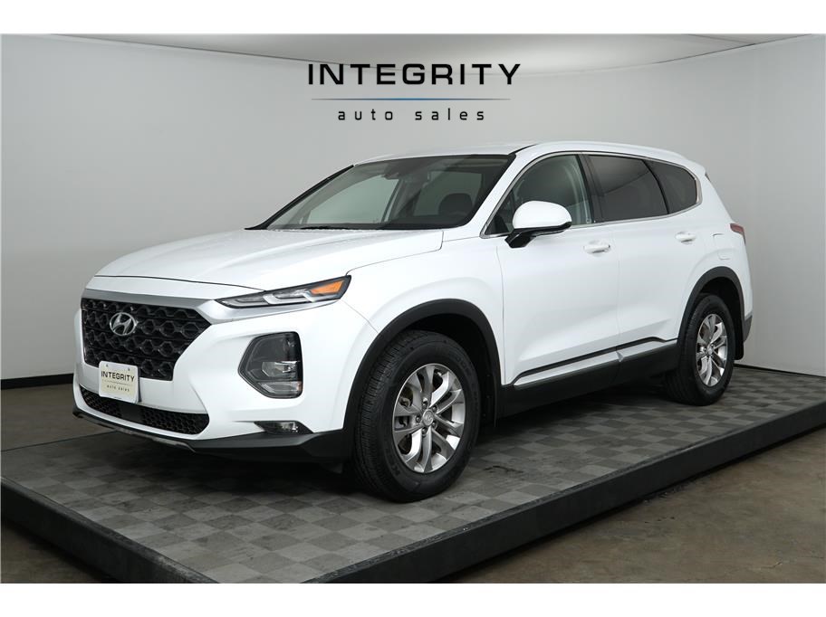 2020 Hyundai Santa Fe SEL's photo