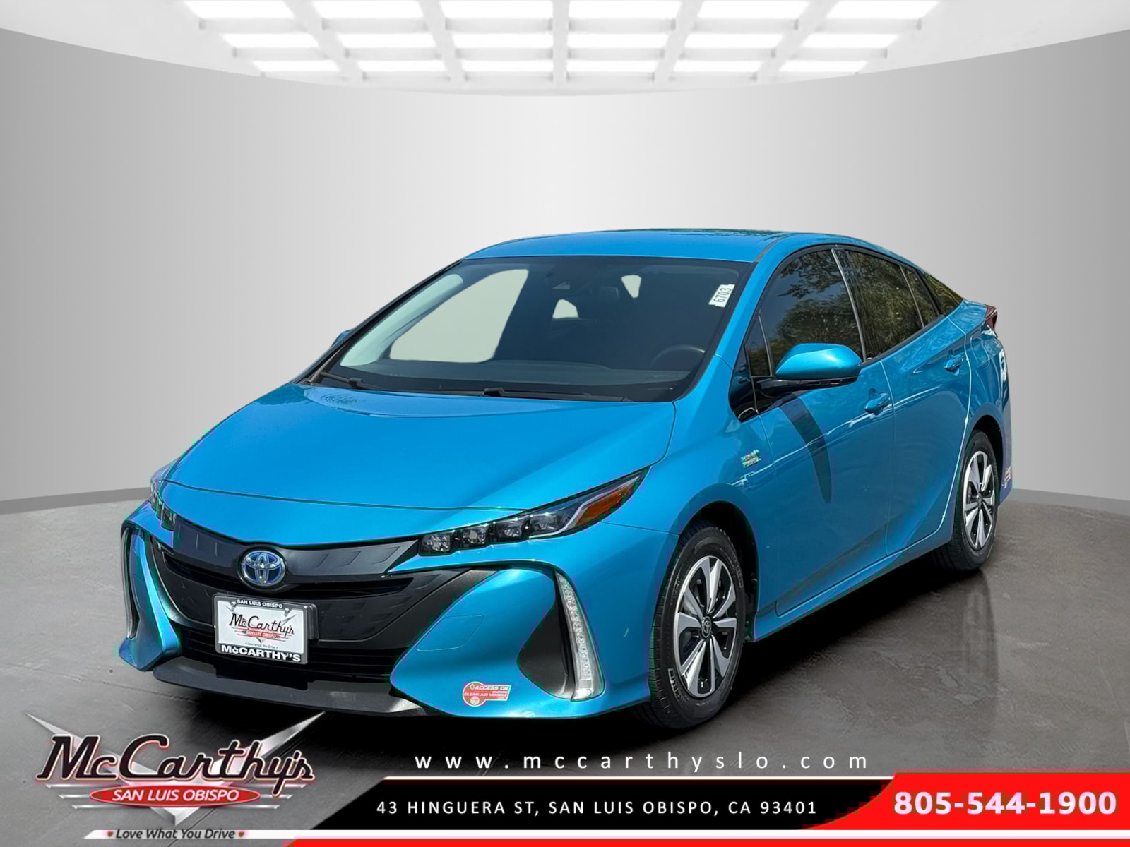 2017 Toyota Prius Prime Premium's photo