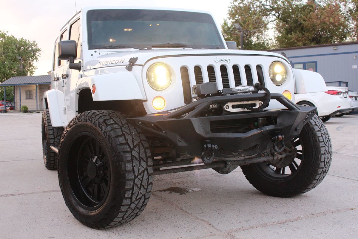 2016 Jeep Wrangler Unlimited Rubicon's photo