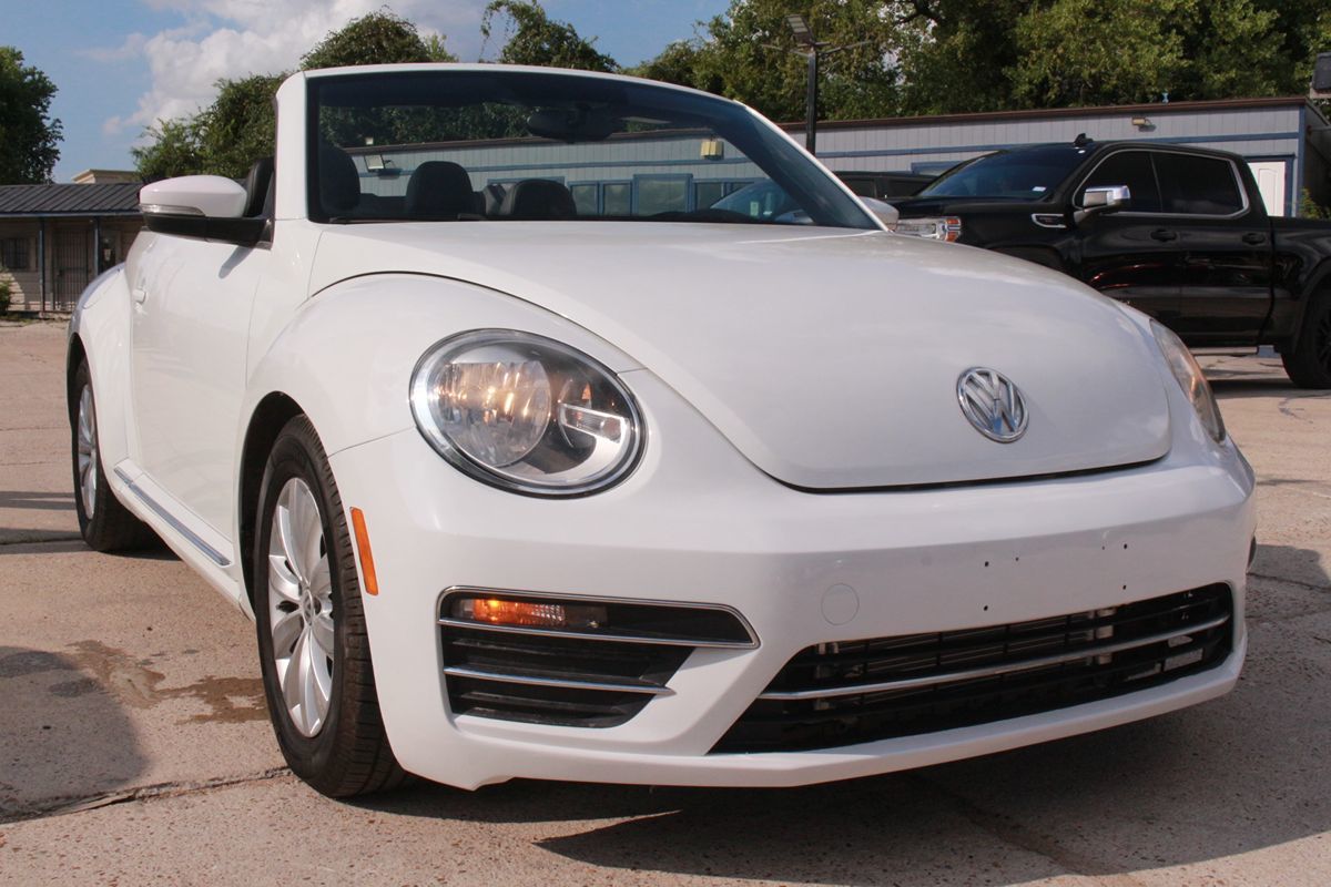 2018 Volkswagen Beetle S
