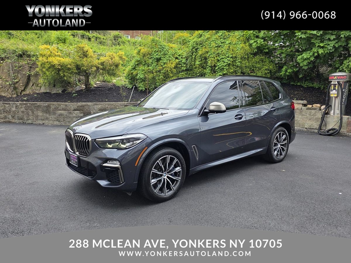 2020 BMW X5 M50i's photo