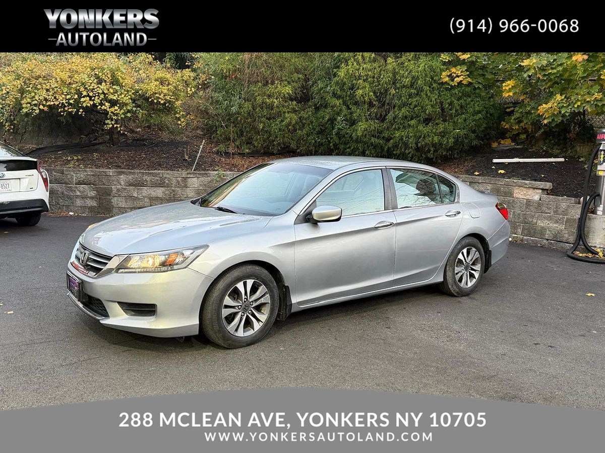 2013 Honda Accord LX's photo