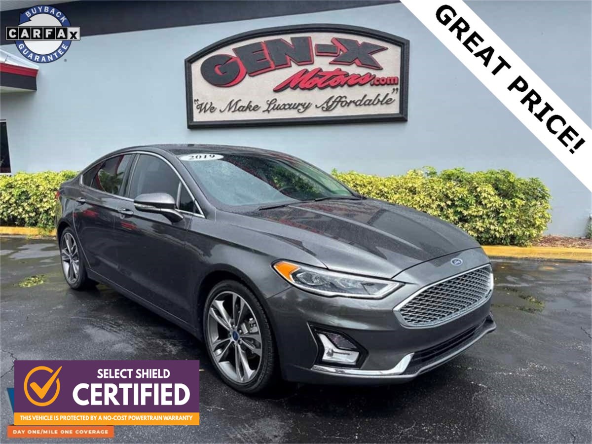 2019 Ford Fusion Titanium's photo