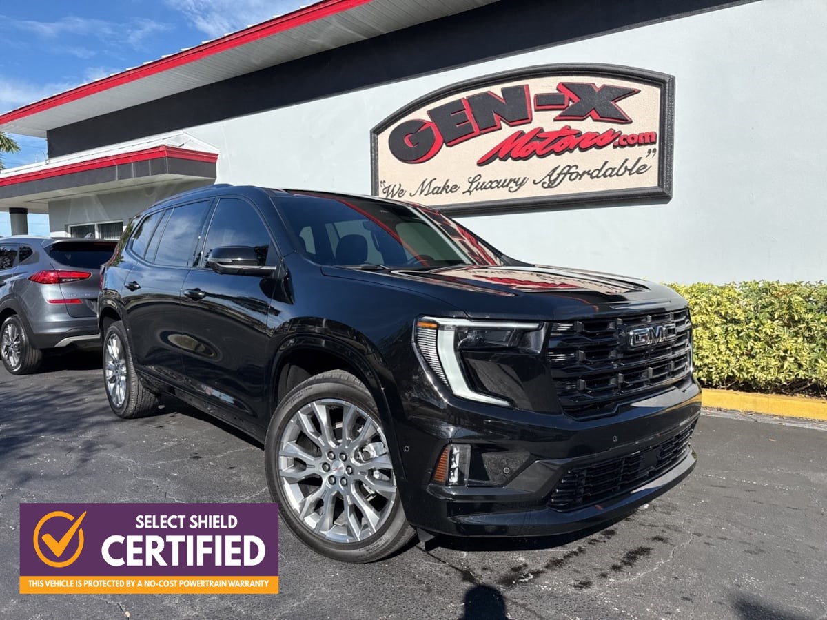 2025 GMC Acadia Denali's photo