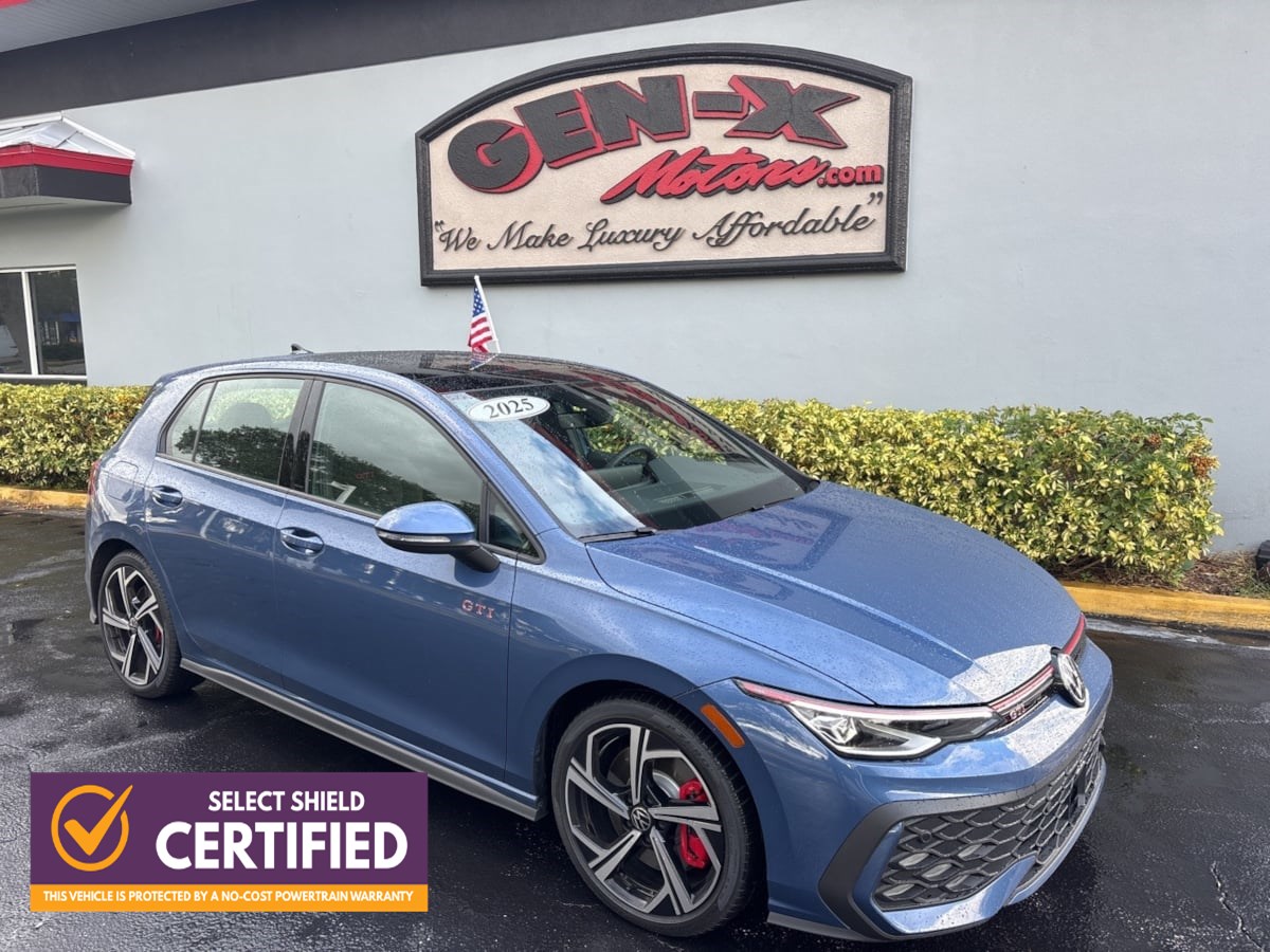 2025 Volkswagen Golf GTI SE's photo