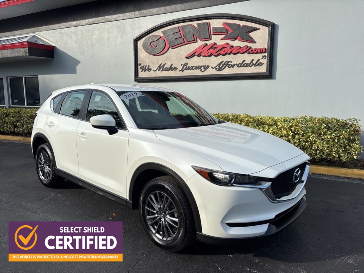 2019 Mazda CX-5 Sport's photo