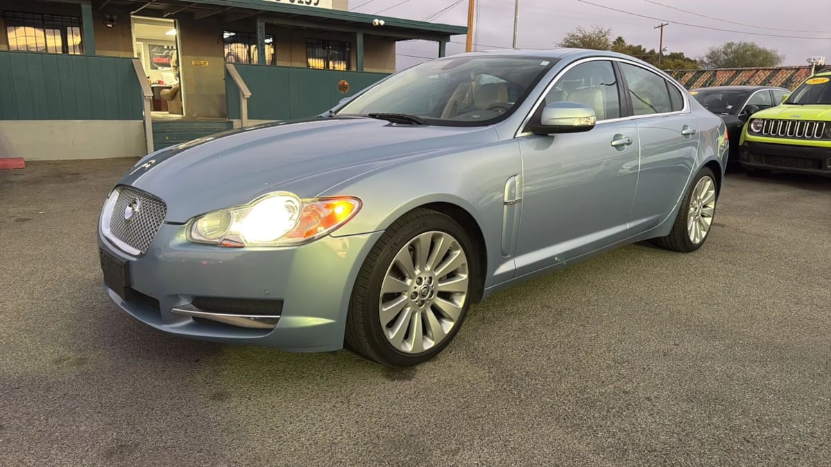 2009 Jaguar XF Premium Luxury