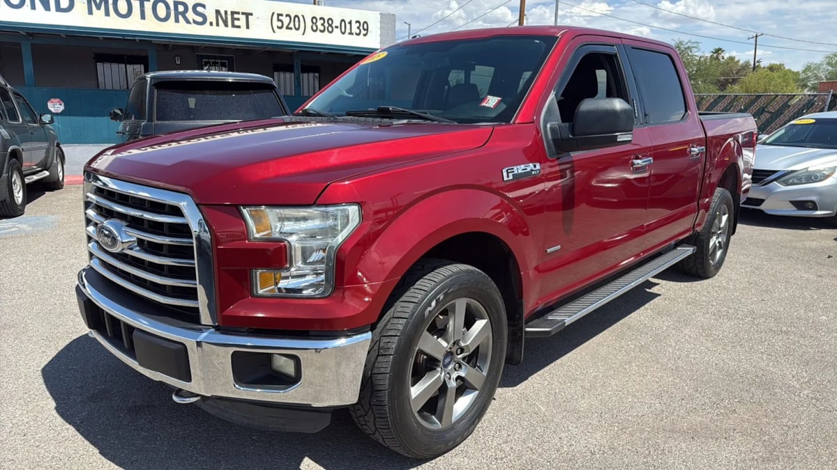 2015 Ford F-150 XLT's photo