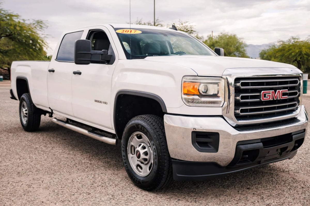 2017 GMC Sierra 2500HD Base's photo