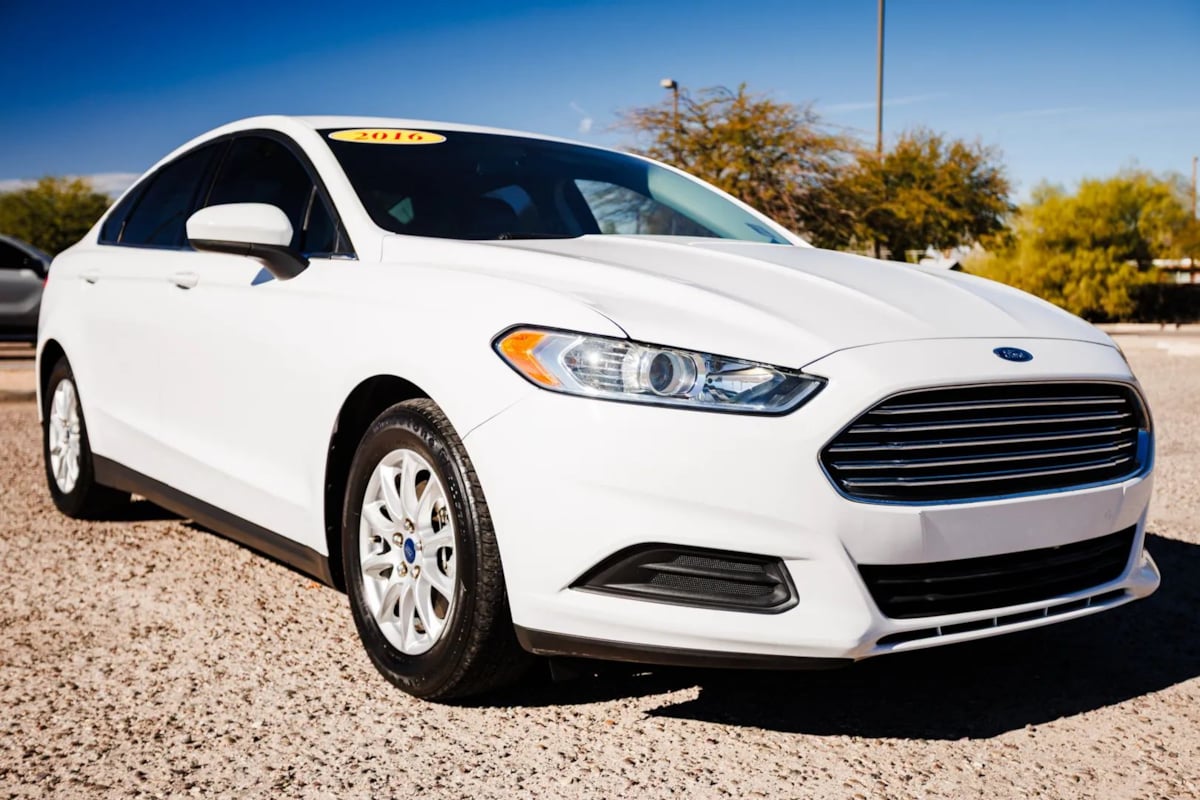 2016 Ford Fusion S