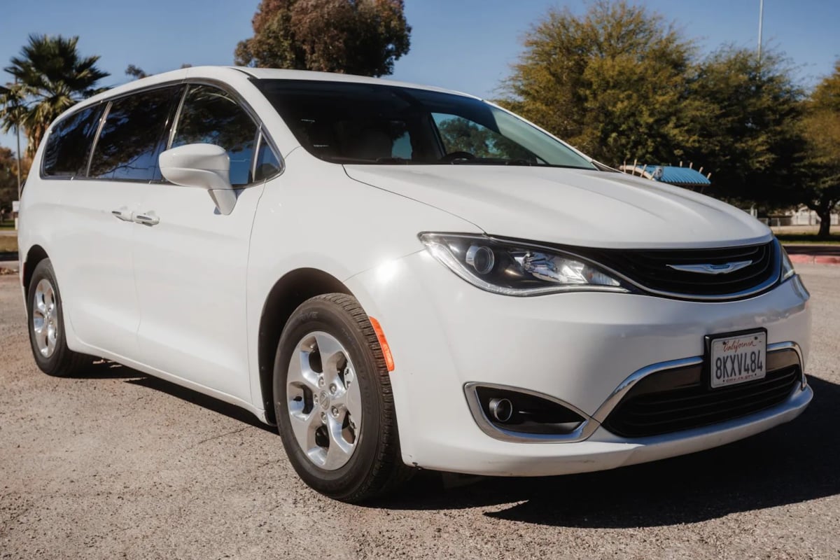 2019 Chrysler Pacifica Hybrid Touring Plus