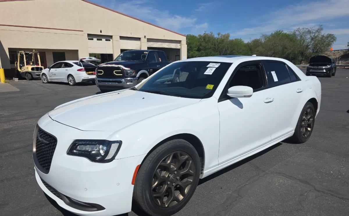 2017 Chrysler 300 S