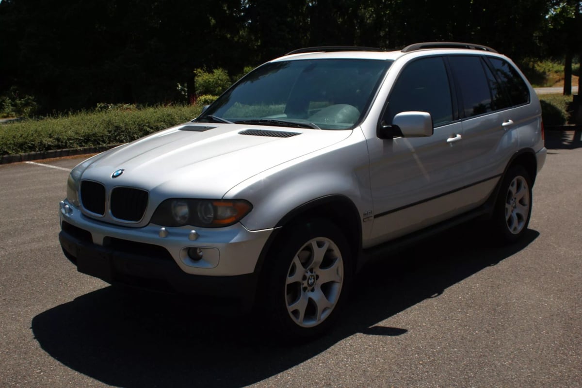 2005 BMW X5 3.0i's photo