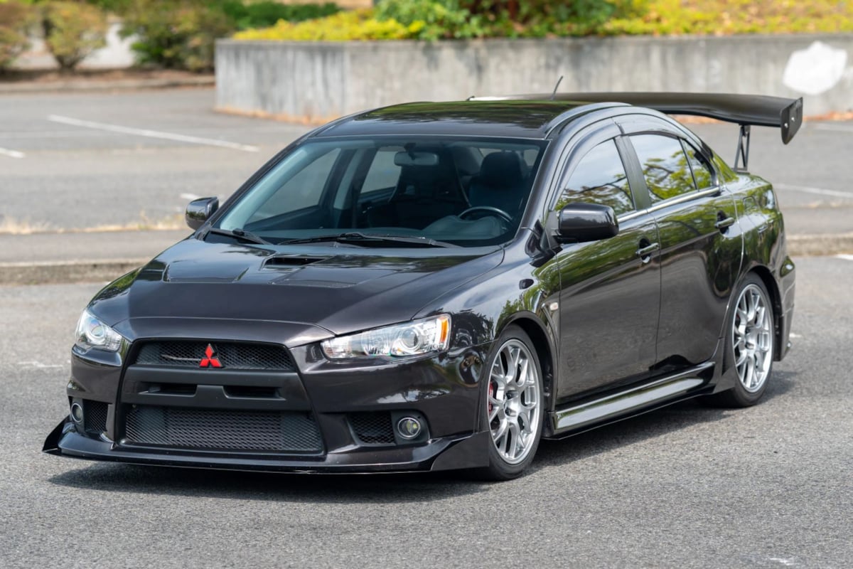 2013 Mitsubishi Lancer Evolution MR's photo