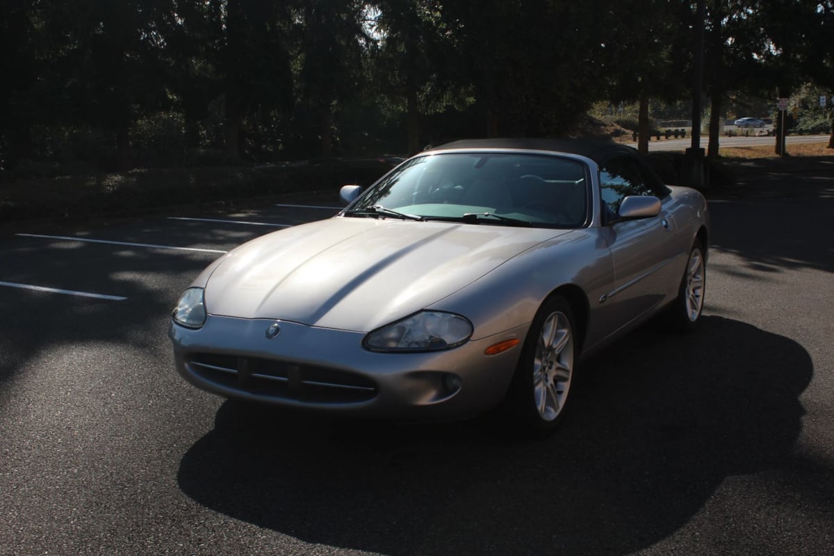 2000 Jaguar XK Series XK8 Convertible's photo