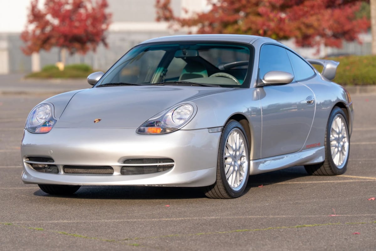 1999 Porsche 911 CARRERA's photo