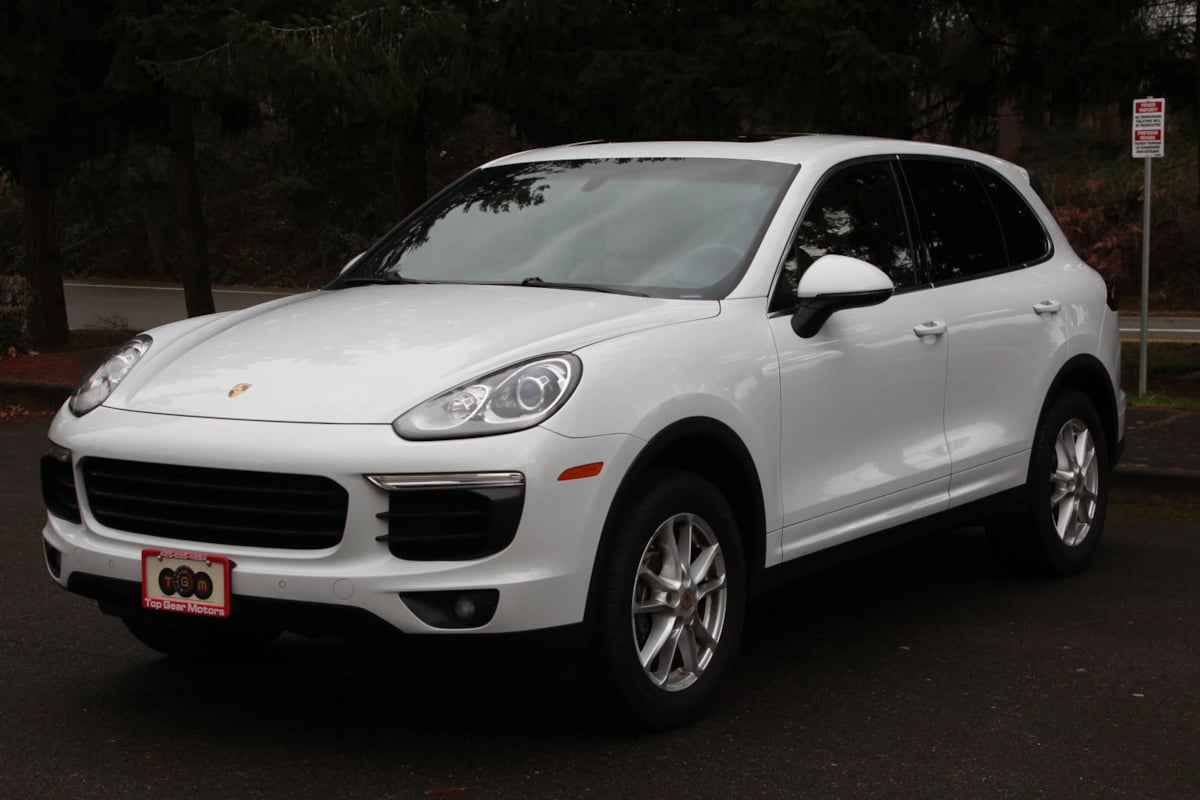 2016 Porsche Cayenne Base's photo