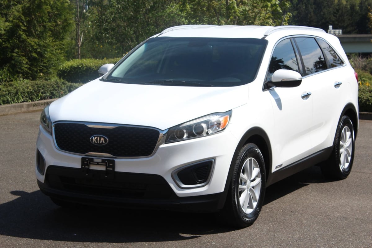2016 Kia Sorento LX