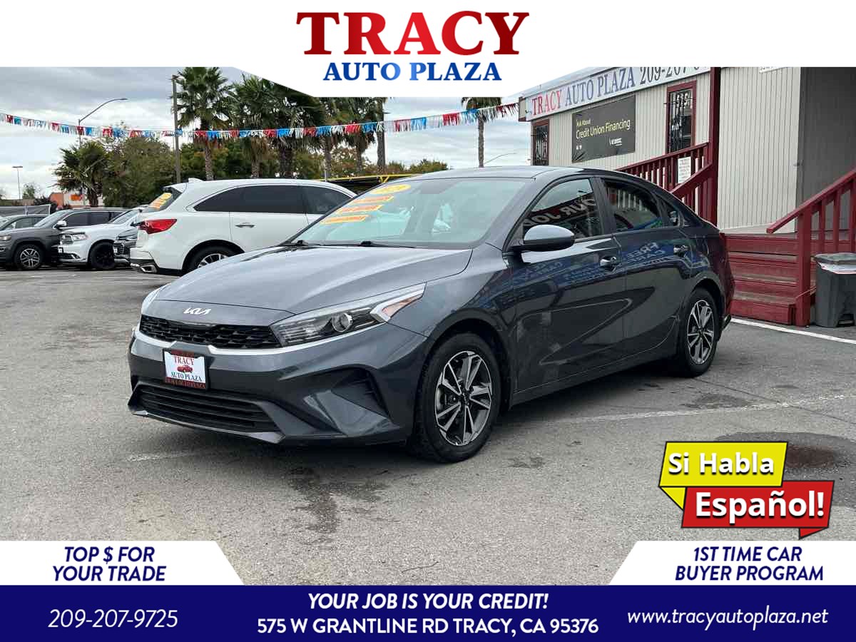 2023 Kia Forte LXS's photo