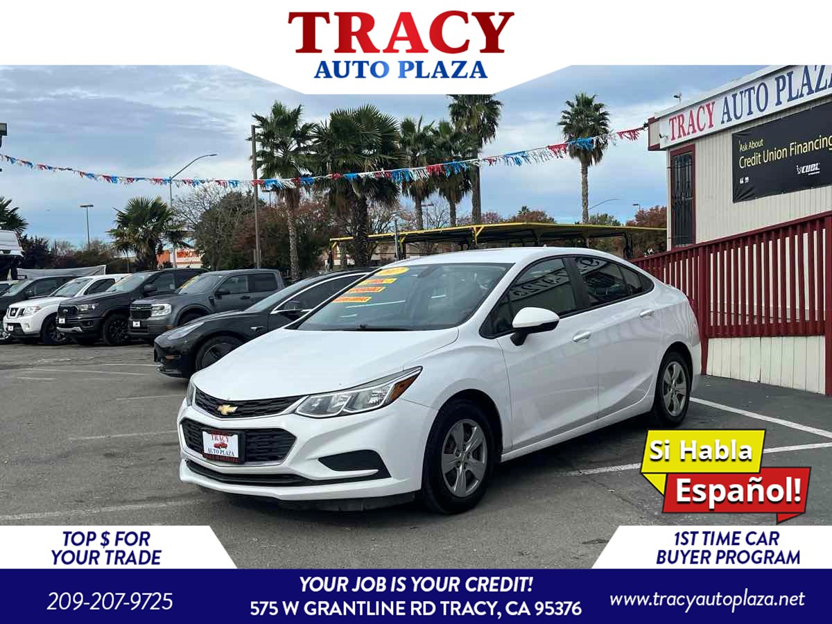 2017 Chevrolet Cruze LS's photo