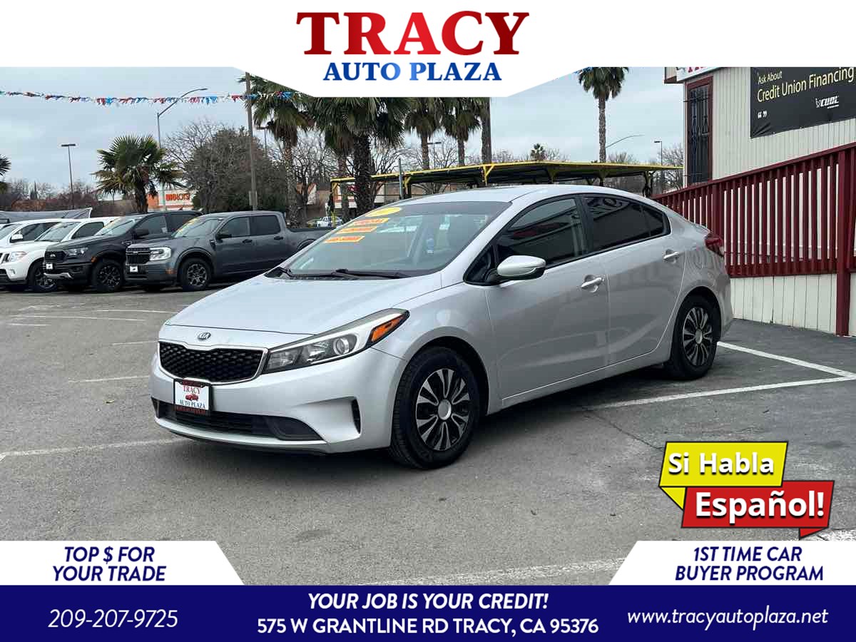 2017 Kia Forte LX's photo